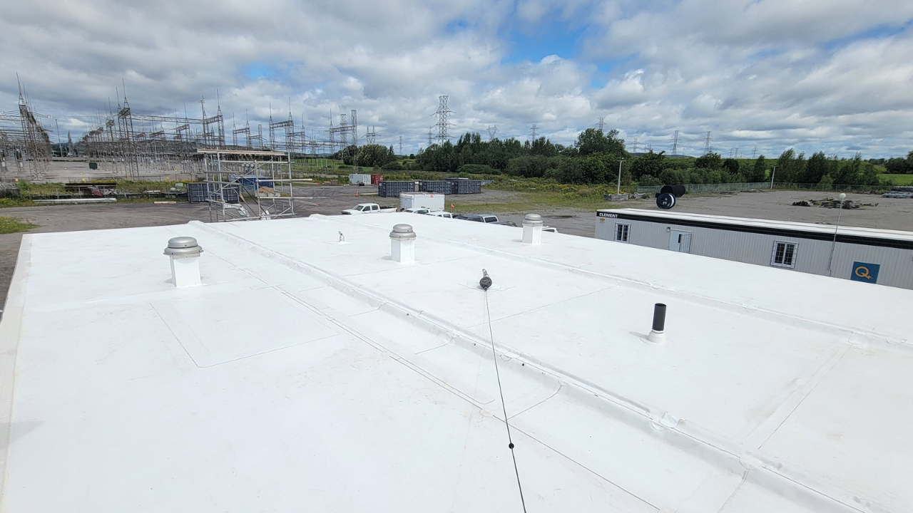 Toiture TPO avec joints d’expansion – projet Hydro-Québec